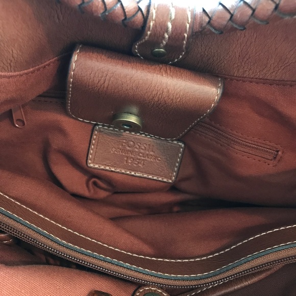 (Sold) Fossil Medium Size Shoulder Handbag Purse - Picture 7 of 8